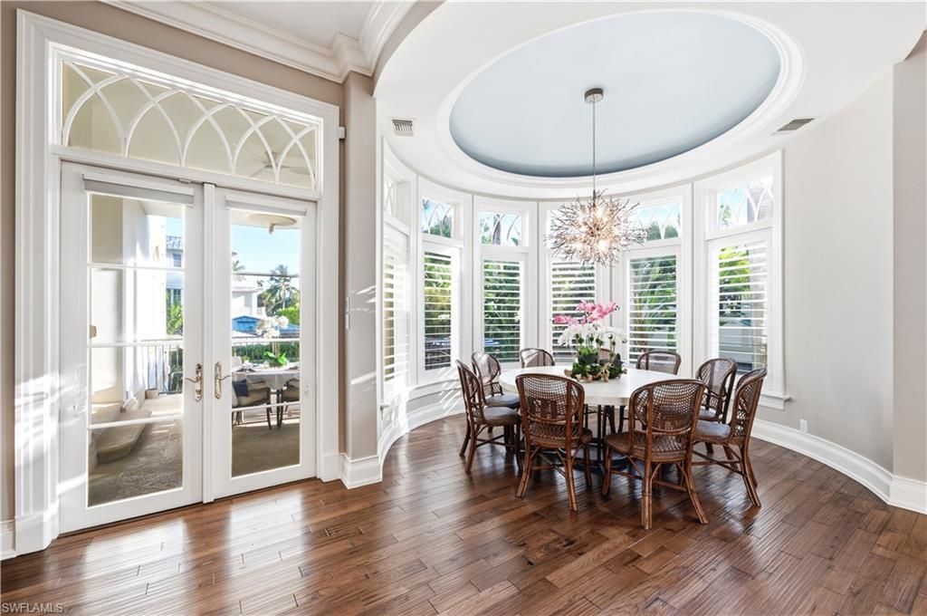 40 5th Ave S, Naples, FL 34102 Photo