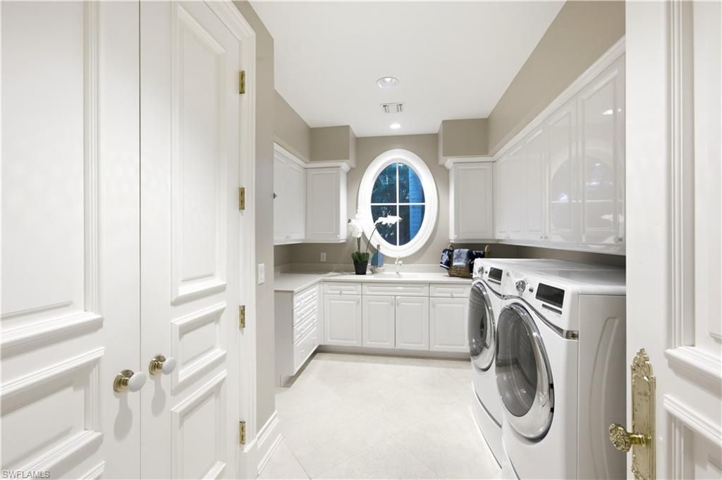 40 5th Ave S, Naples, FL 34102 Photo
