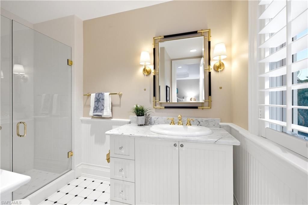 40 5th Ave S, Naples, FL 34102 Photo