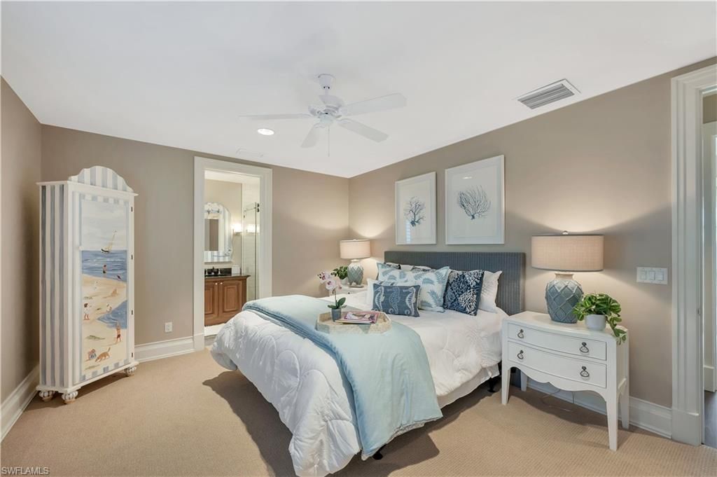 40 5th Ave S, Naples, FL 34102 Photo