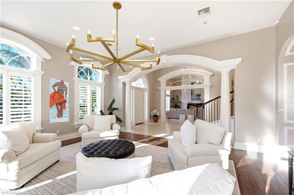 40 5th Ave S, Naples, FL 34102 Photo