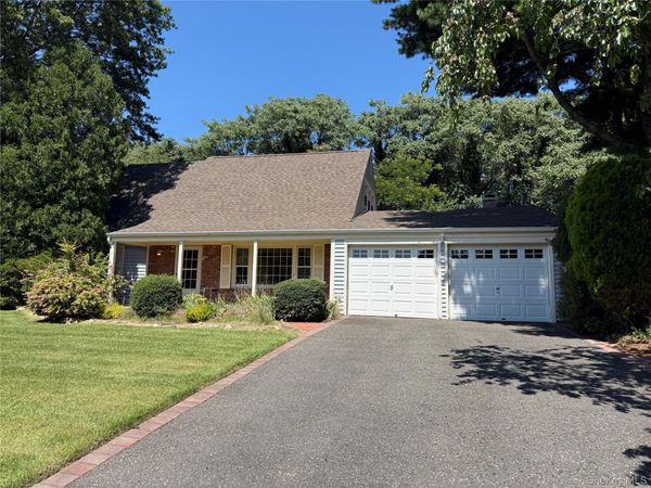 51 Hastings Drive, Stony Brook, NY 11790