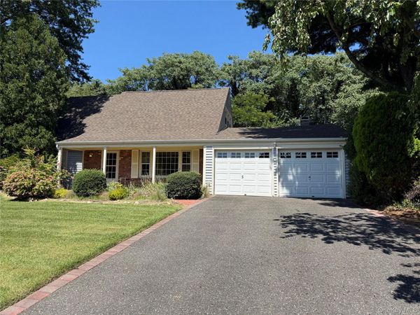 51 Hastings Drive , Stony Brook, NY 11790