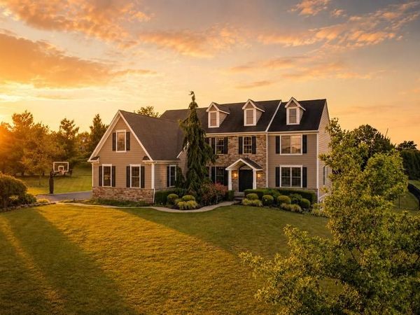 200 FAIRWAY COURT, HARLEYSVILLE, PA 19438