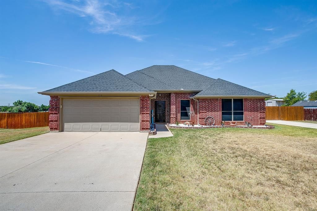 120 Pleasant Run, Reno, TX 76020 Main Photo