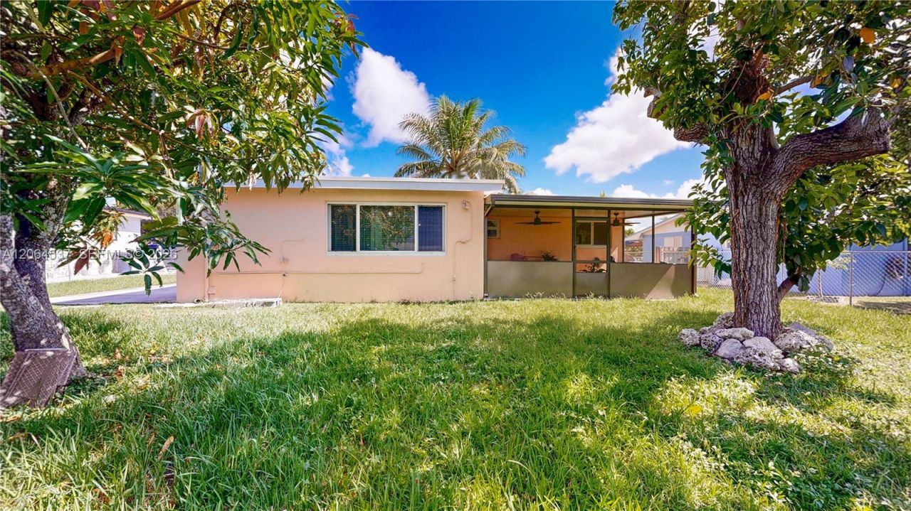 15122 SW 297th Ter , Homestead, FL 33033 Photo
