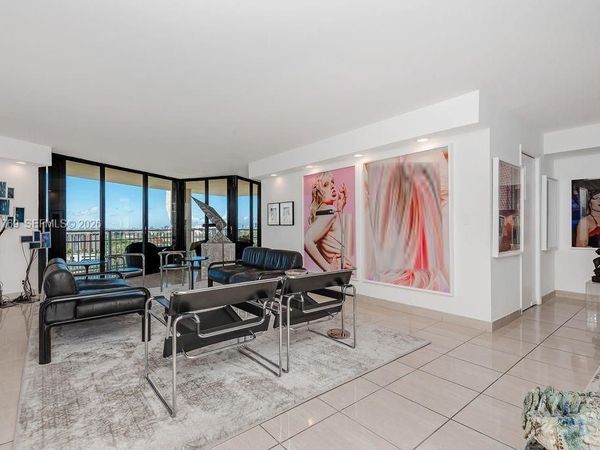 1000 QUAYSIDE TERRACE , Unit 1901, Miami, FL 33138