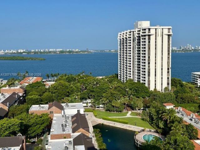 1000 Quayside Terrace , Unit 1901, Miami, FL 33138 Photo