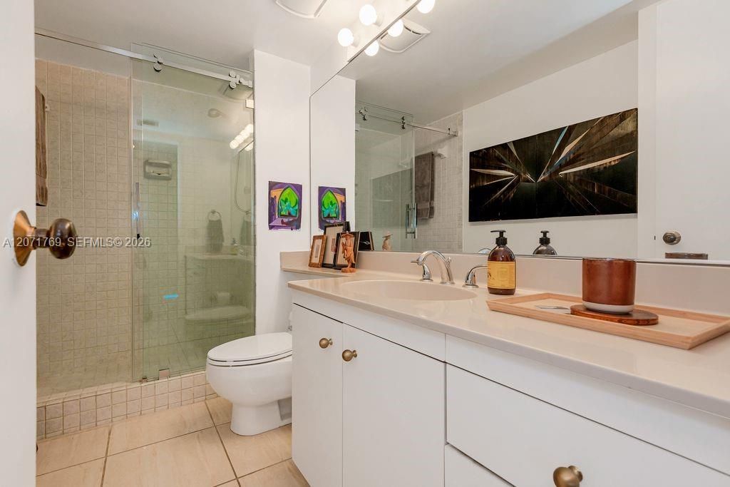 1000 Quayside Terrace , Unit 1901, Miami, FL 33138 Photo
