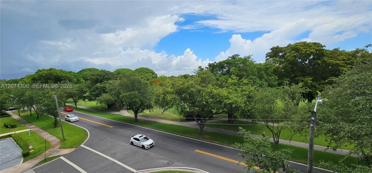 650 Coral Way , Unit 404, Coral Gables, FL 33134 Photo