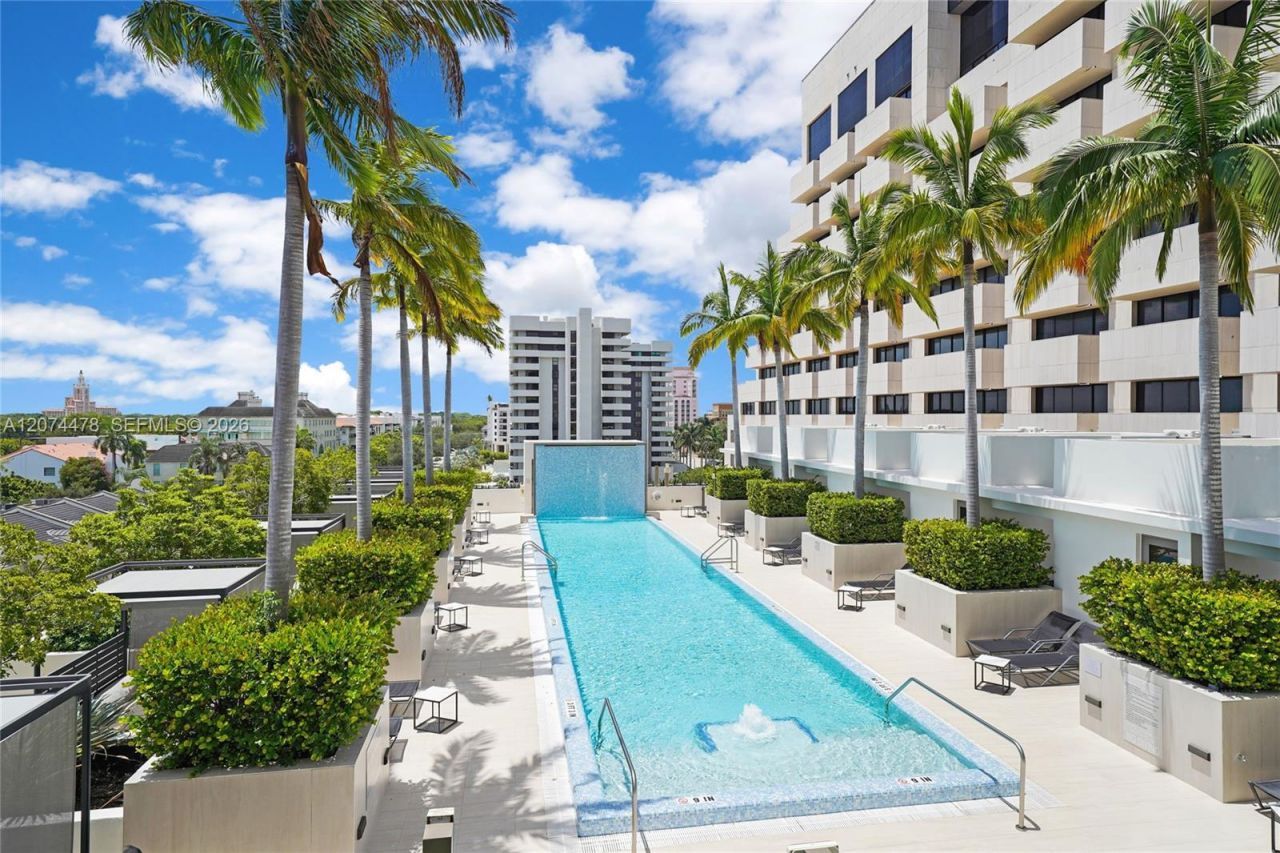 515 Valencia Ave, Unit 601, Coral Gables, FL 33134 Photo