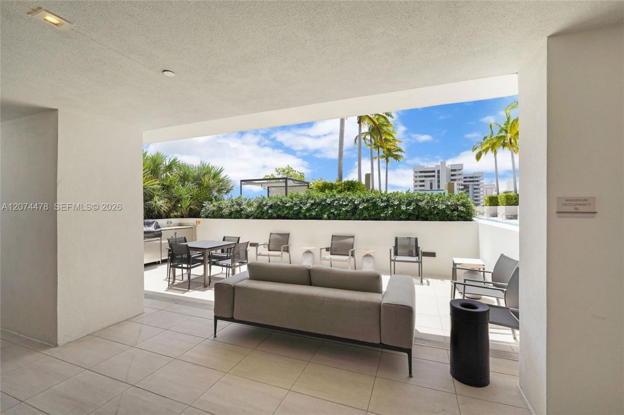 515 Valencia Ave, Unit 601, Coral Gables, FL 33134 Photo