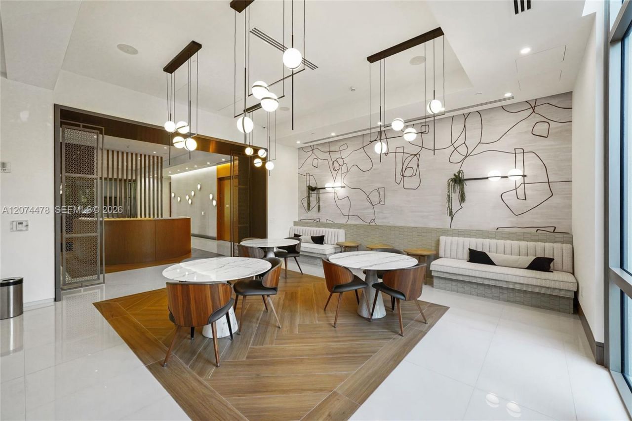 515 Valencia Ave, Unit 601, Coral Gables, FL 33134 Photo