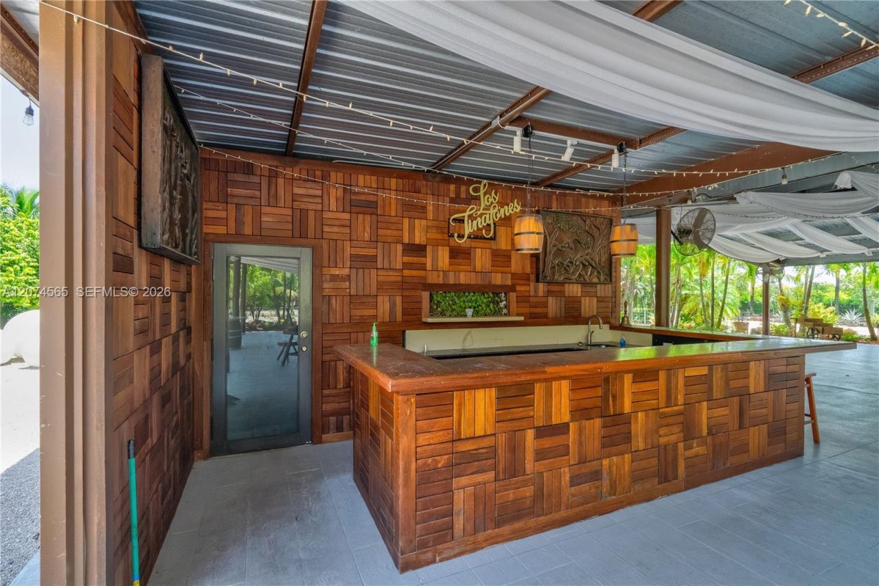 196xx SW 168 , Homestead, FL 33187 Photo