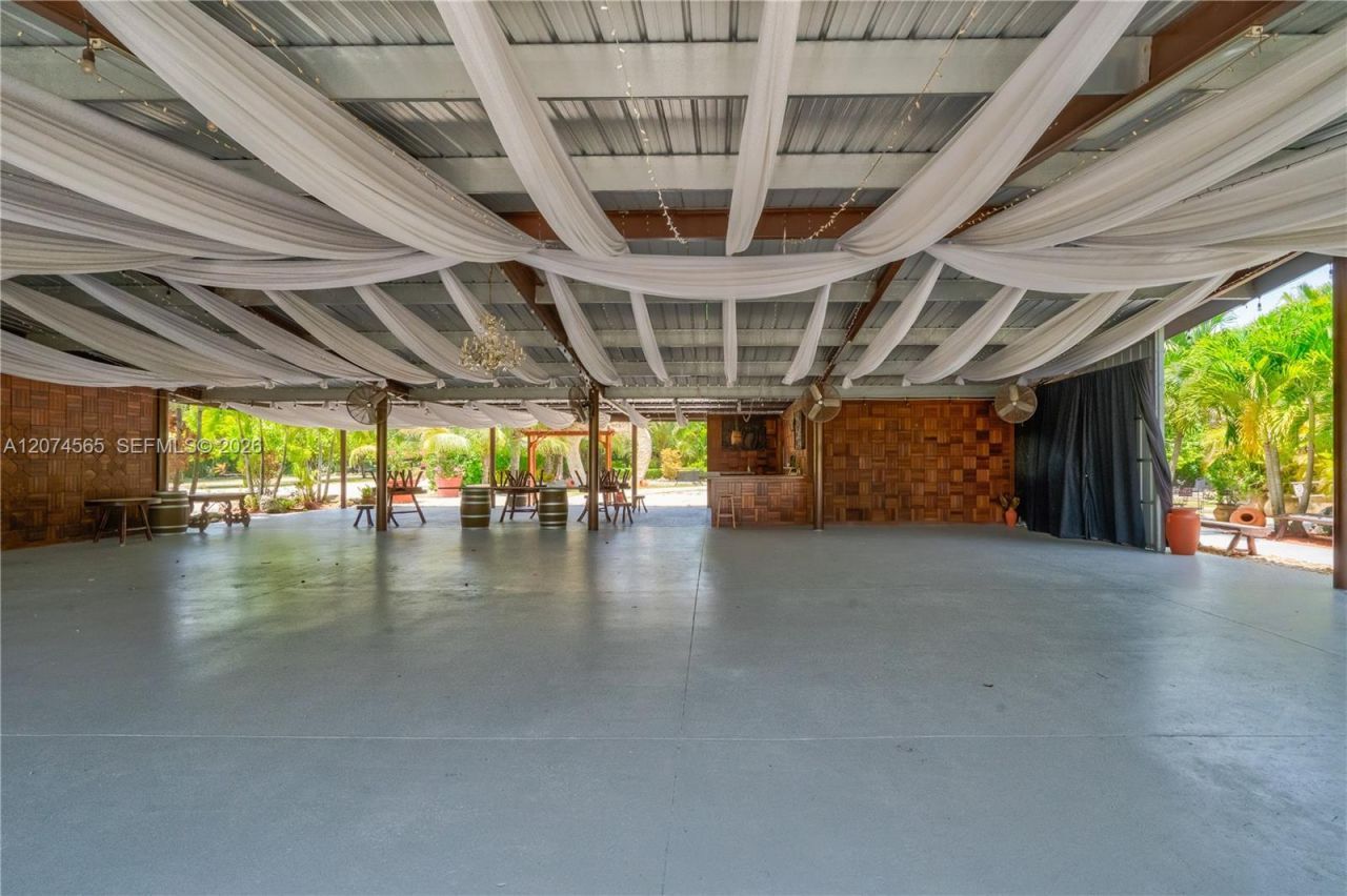 196xx SW 168 , Homestead, FL 33187 Photo