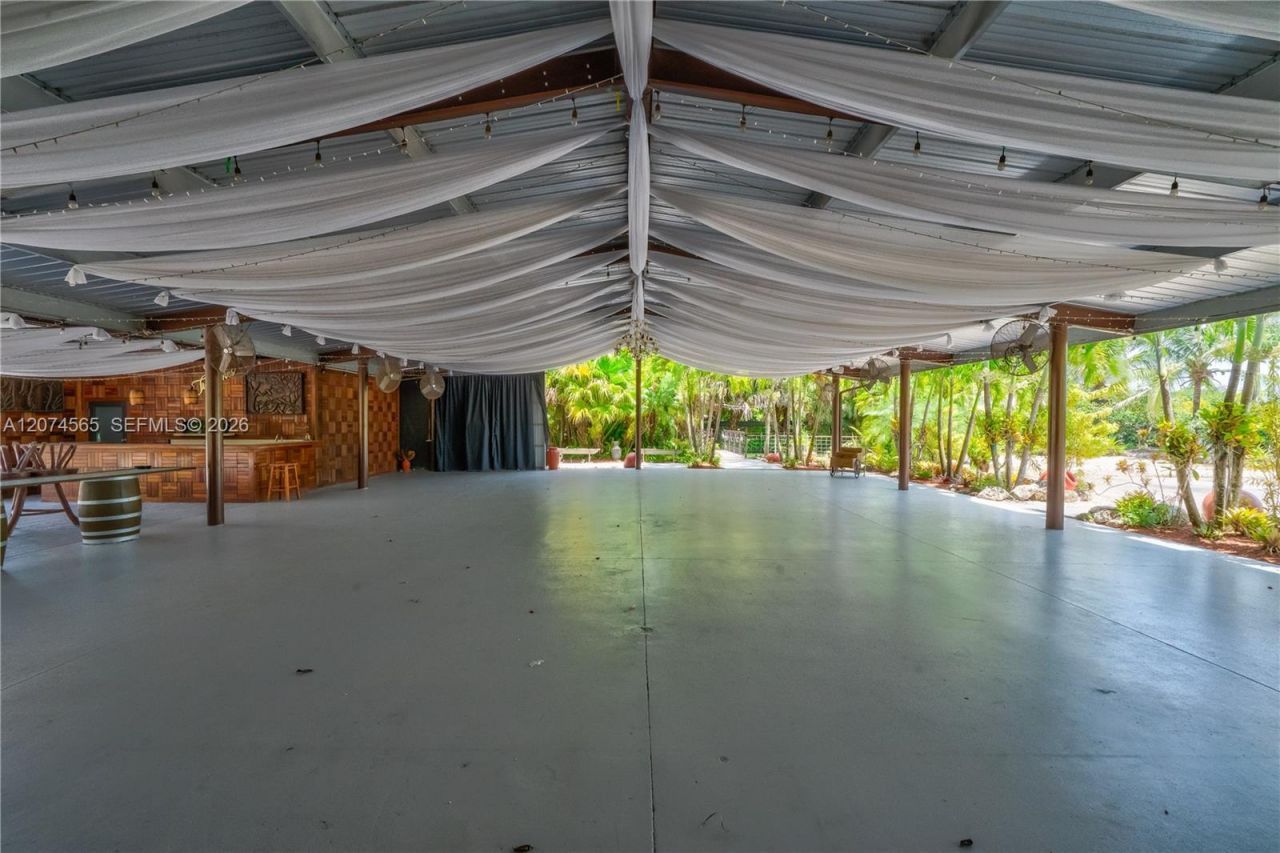 196xx SW 168 , Homestead, FL 33187 Photo