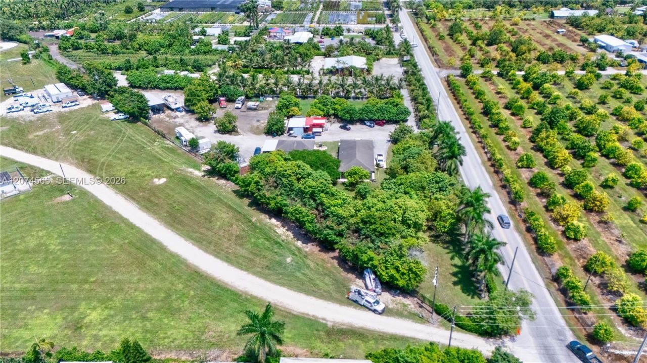 196xx SW 168 , Homestead, FL 33187 Photo