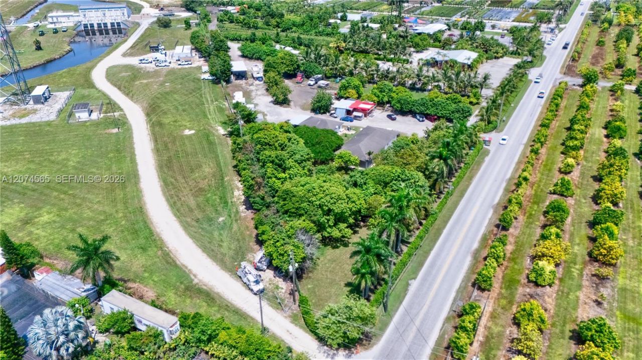 196xx SW 168 , Homestead, FL 33187 Photo
