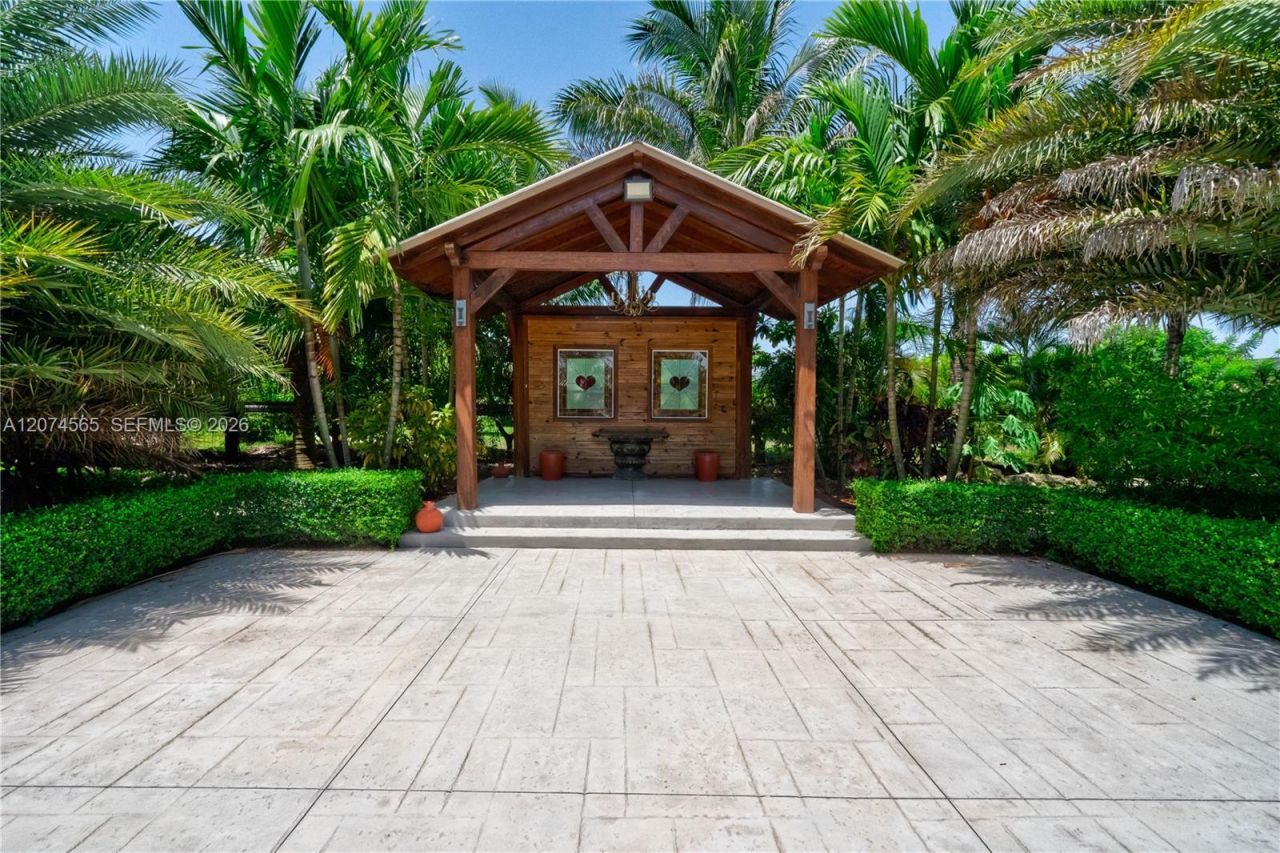 196xx SW 168 , Homestead, FL 33187 Photo