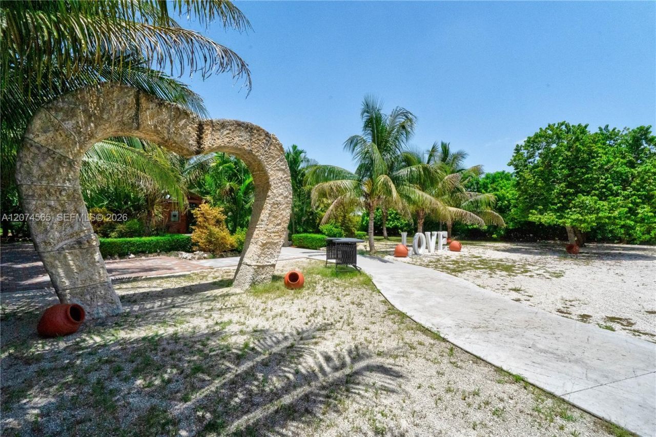 196xx SW 168 , Homestead, FL 33187 Photo