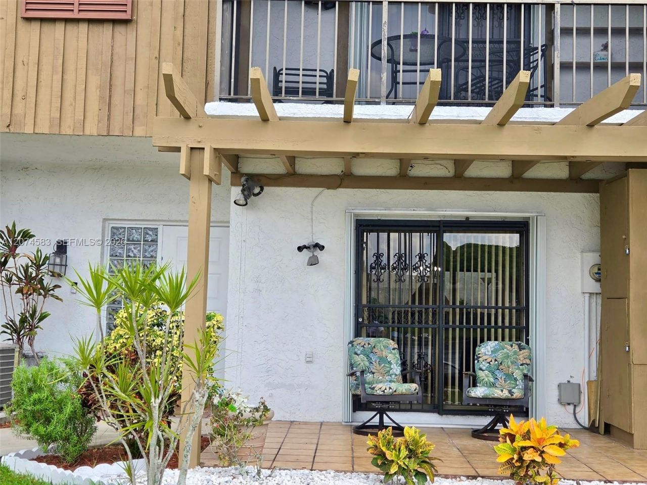 6745 NW 169th St, Unit 14F, Hialeah, FL 33015 Photo