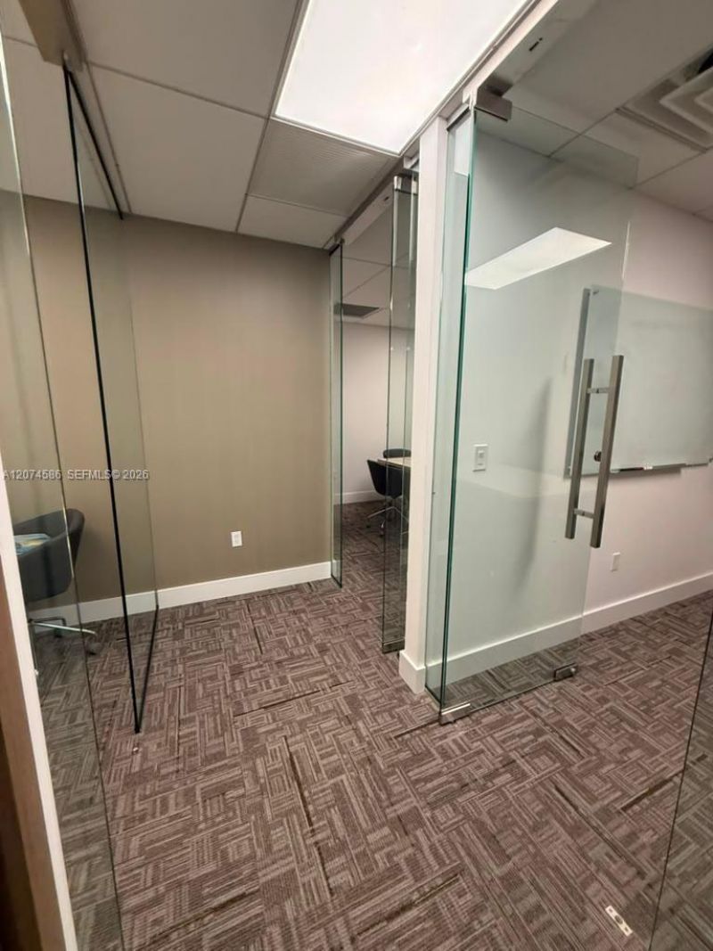 25 SW 9th St , Unit CU-5 suite, Miami, FL 33130 Photo
