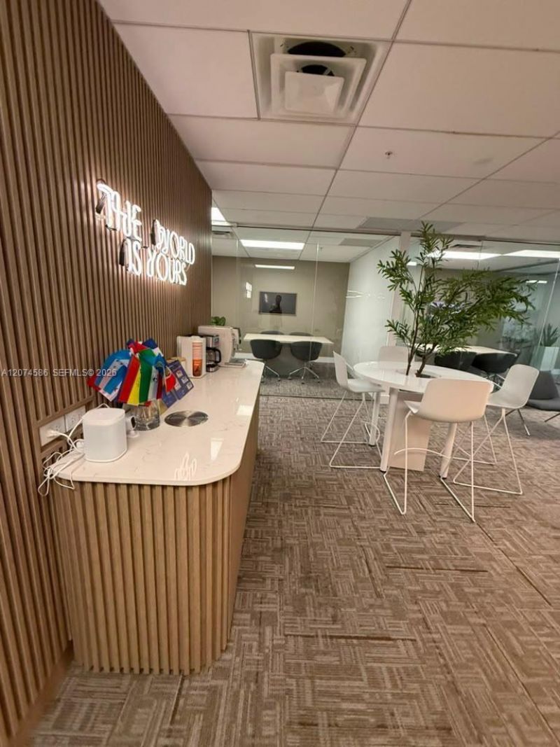 25 SW 9th St , Unit CU-5 suite, Miami, FL 33130 Photo