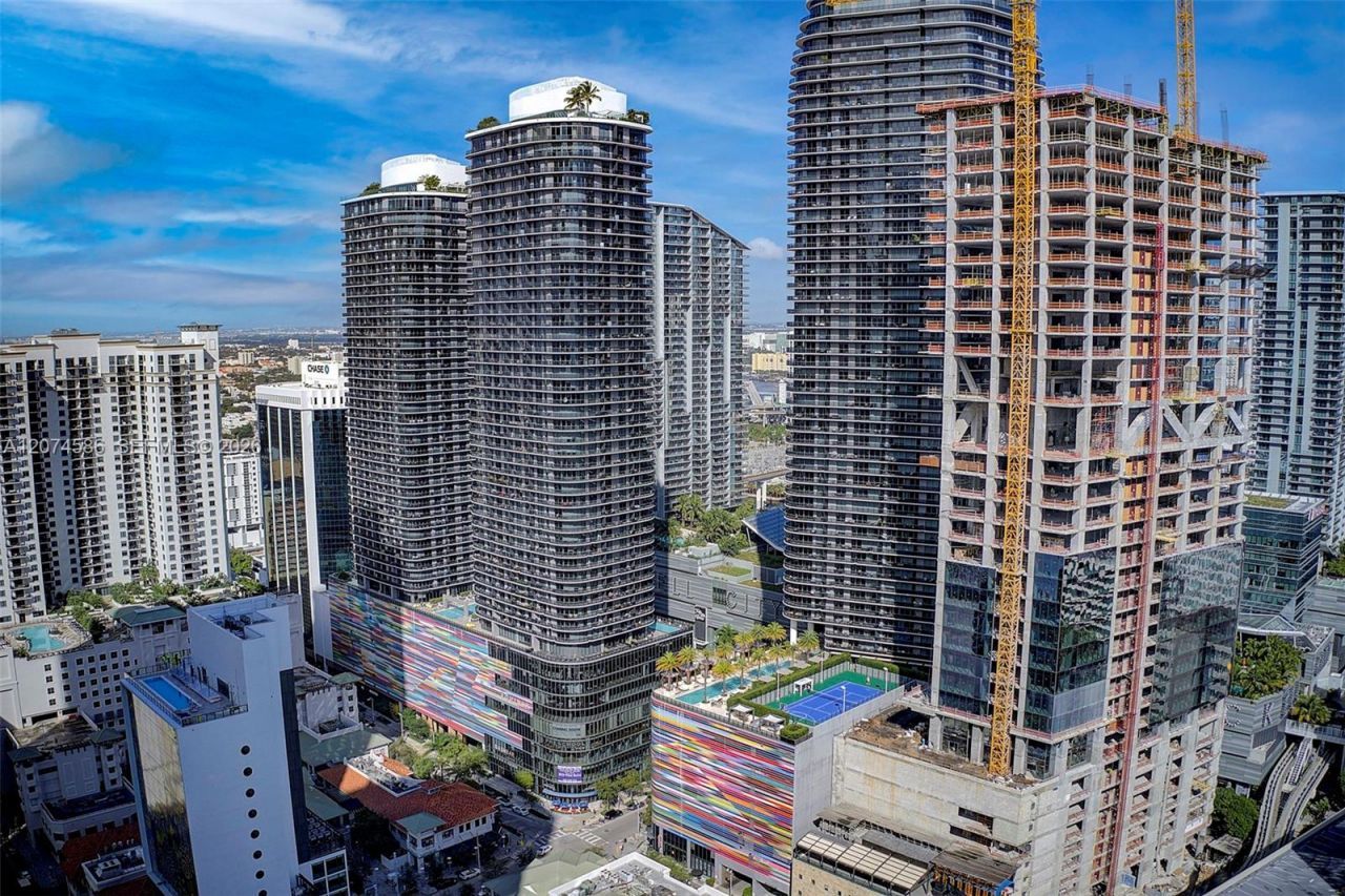 25 SW 9th St , Unit CU-5 suite, Miami, FL 33130 Photo