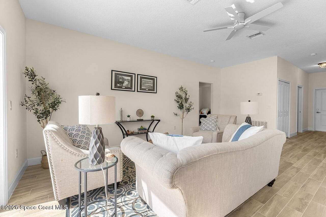 8526 102nd Court , Vero Beach, FL 32967 Photo