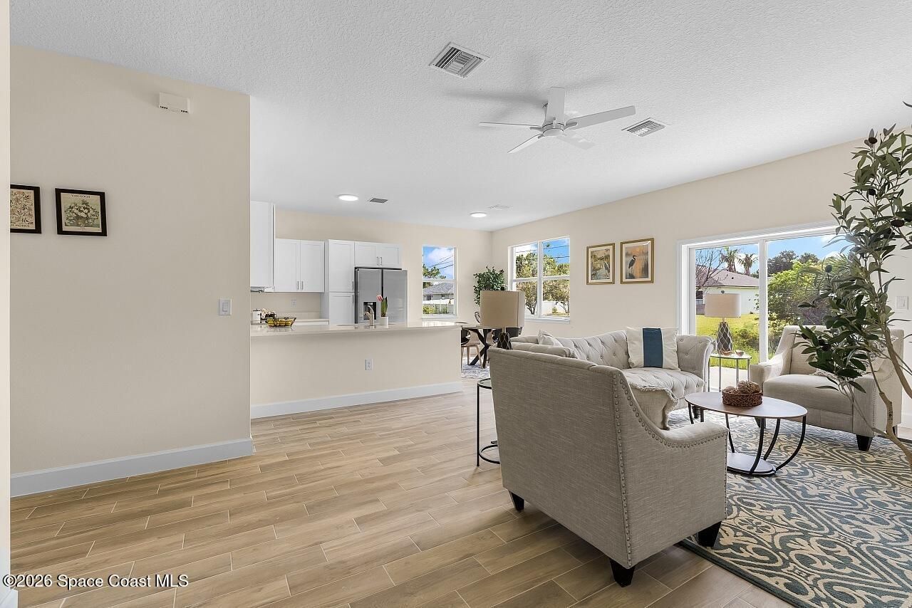 8526 102nd Court , Vero Beach, FL 32967 Photo