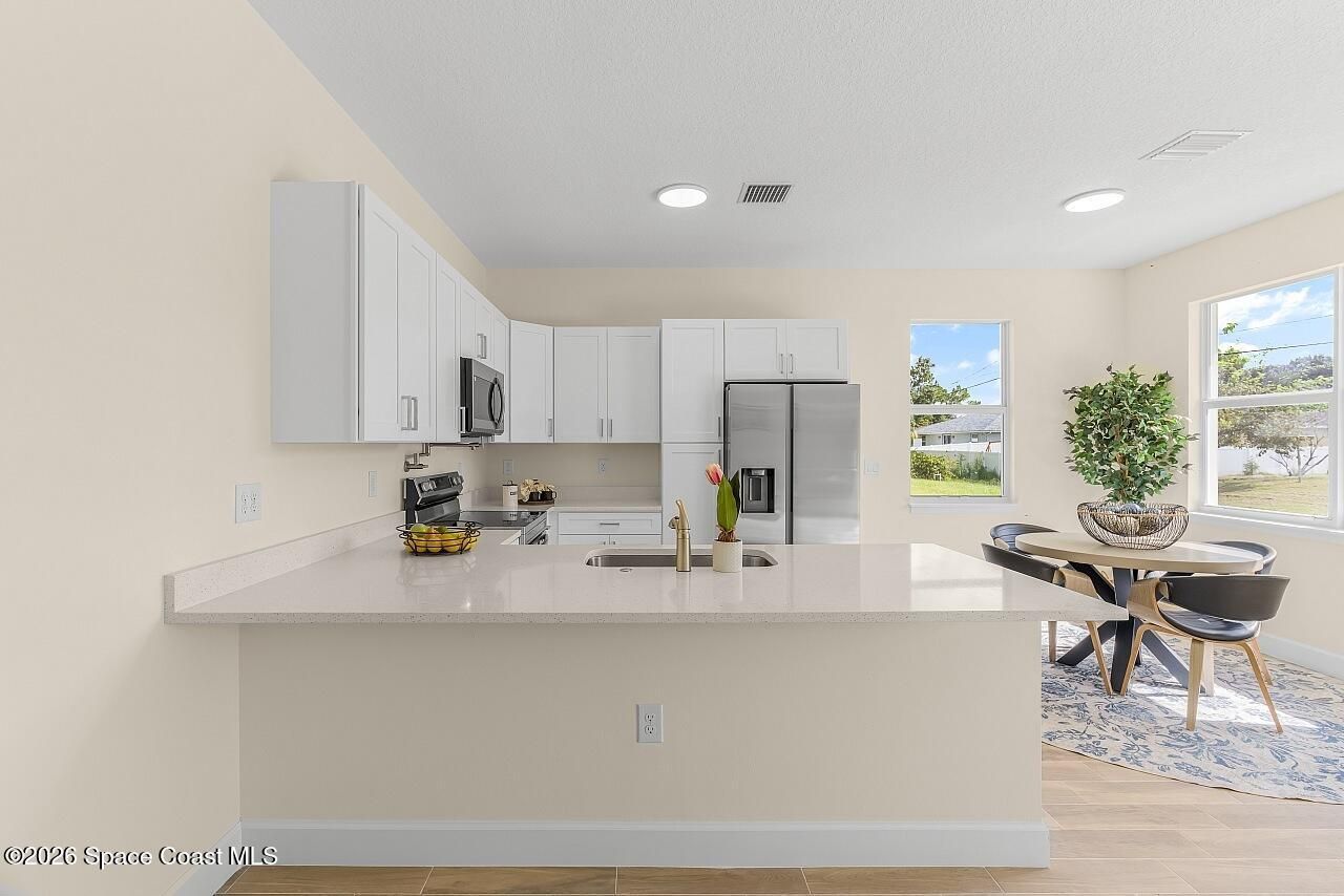 8526 102nd Court , Vero Beach, FL 32967 Photo