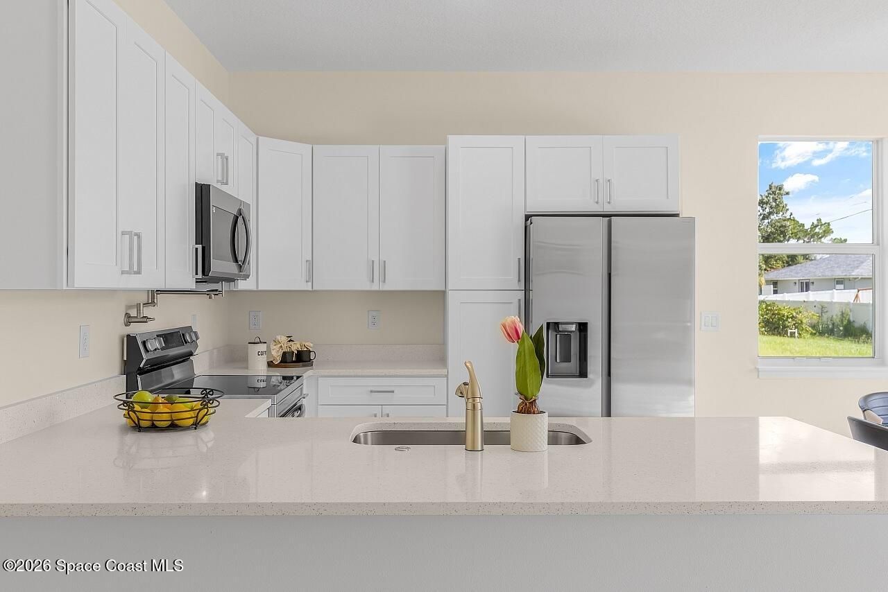 8526 102nd Court , Vero Beach, FL 32967 Photo