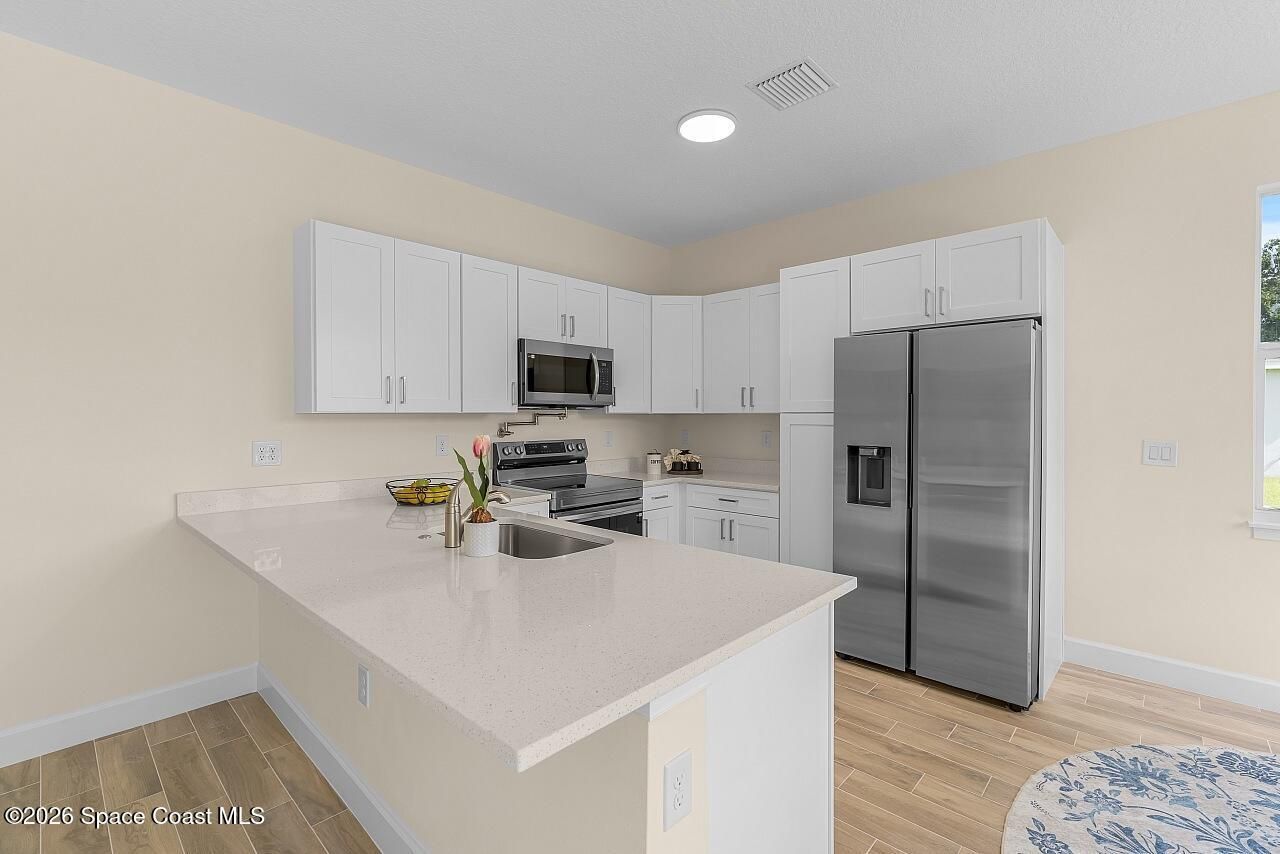 8526 102nd Court , Vero Beach, FL 32967 Photo