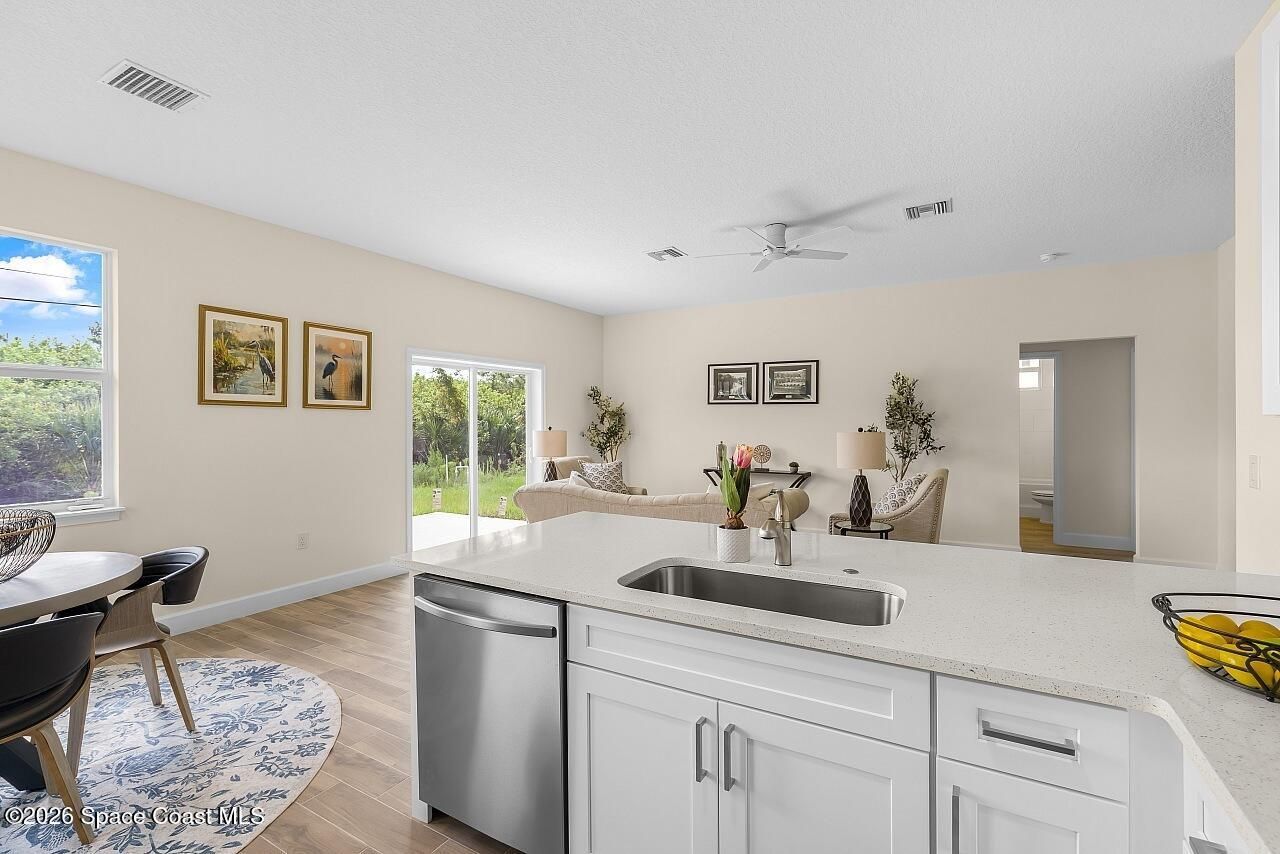 8526 102nd Court , Vero Beach, FL 32967 Photo