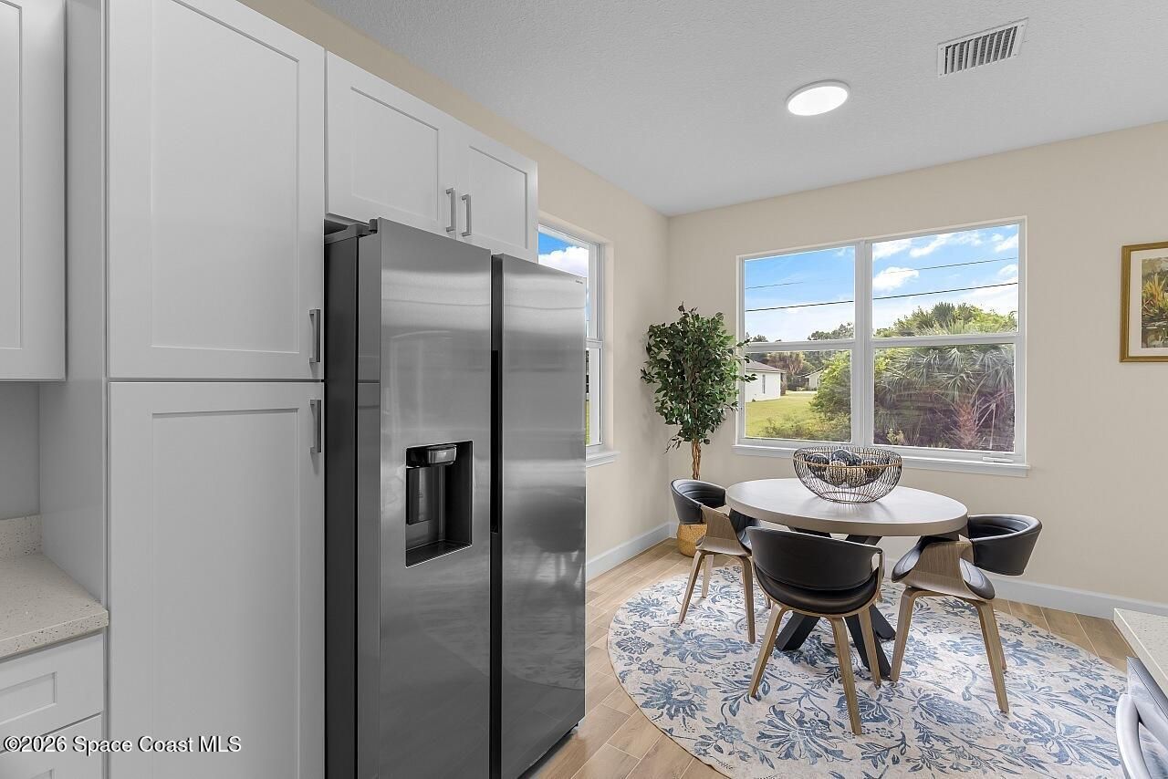 8526 102nd Court , Vero Beach, FL 32967 Photo