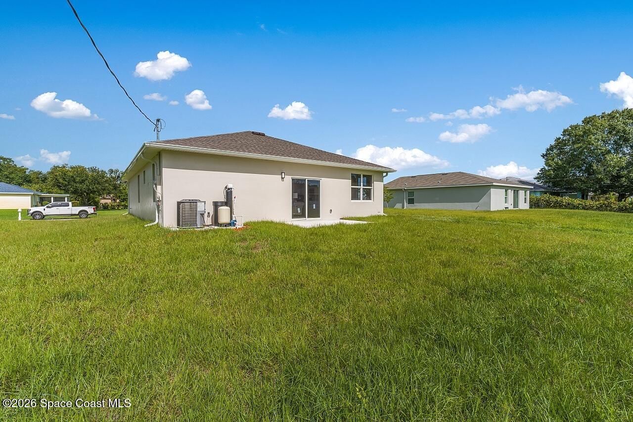 8526 102nd Court , Vero Beach, FL 32967 Photo