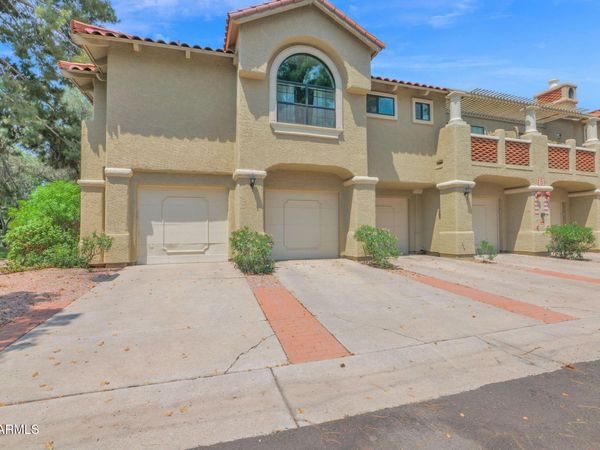 8300 E VIA DE VENTURA, Unit 2015, Scottsdale, AZ 85258