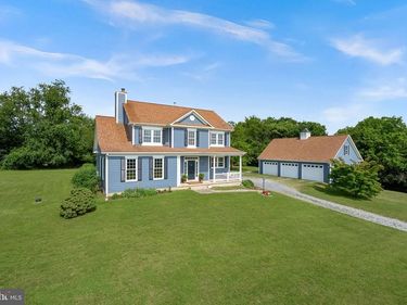 12179 ENFIELD LANE, LOVETTSVILLE, VA 20180