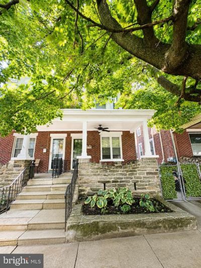 495 Lemonte Street, Philadelphia, PA 19128 Main Photo