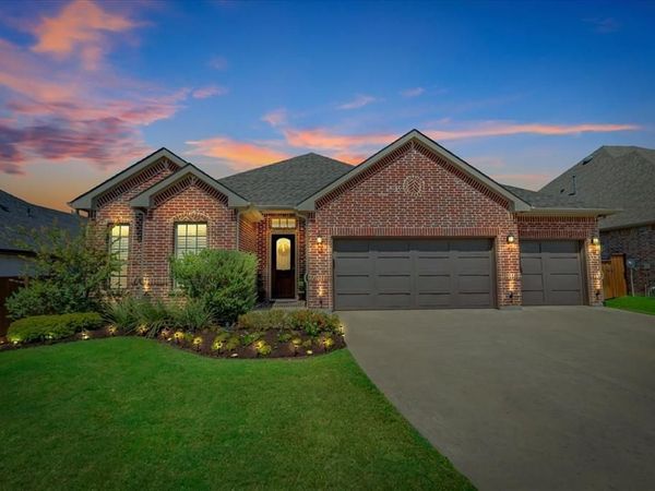 1004 Calumet Court, Roanoke, TX 76262