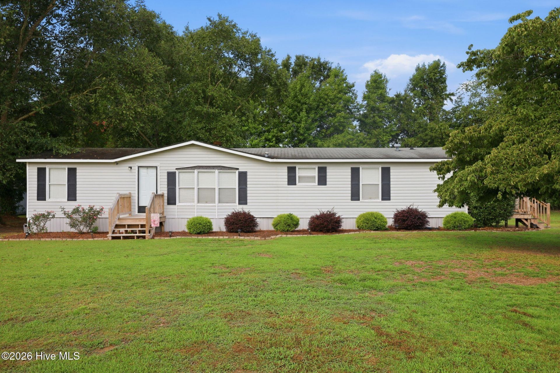 284 Curtis Street, Kinston, NC 28504 Main Photo