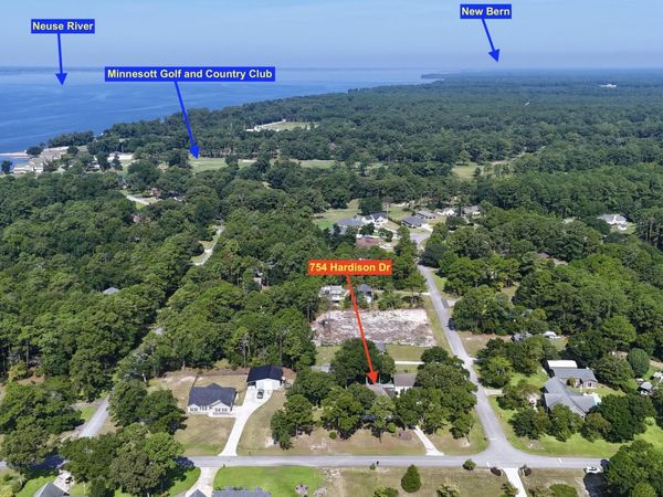 754 Hardison Drive , Arapahoe, NC 28510