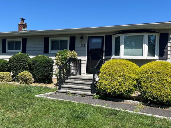 23 Pine Street, Brentwood, NY 11717