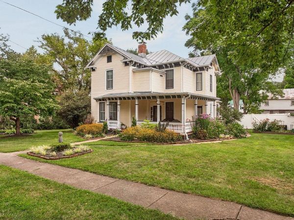 110 PARK AVE, GROTTOES, VA 24441
