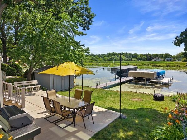 28925 Elm Island DRIVE, Waterford, WI 53185