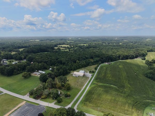 430 Carthage Rd , Red Boiling Springs, TN 37150