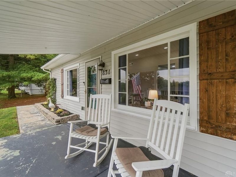 831 Johnson Avenue, Miamisburg, OH 45342 Photo 5