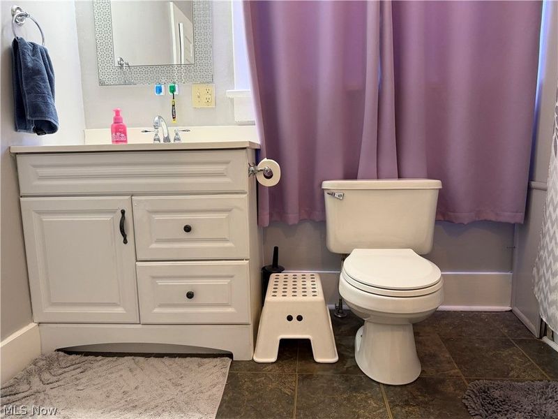 137 E North Avenue , East Palestine, OH 44413 Photo 19