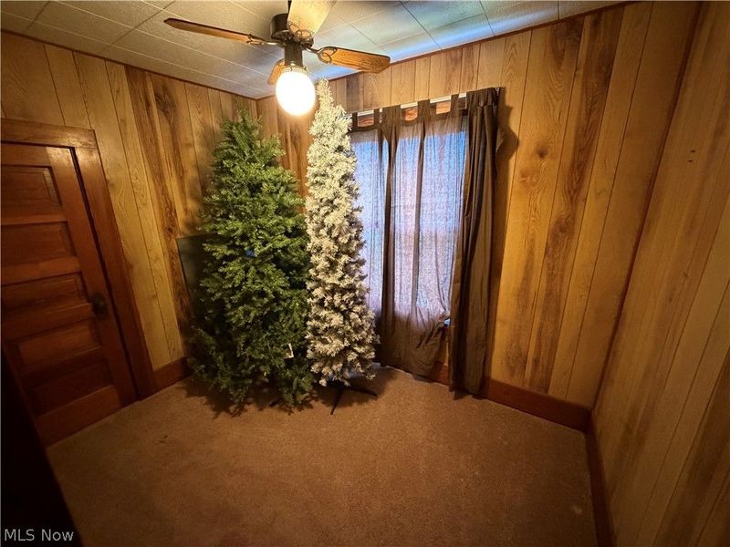 137 E North Avenue , East Palestine, OH 44413 Photo 21