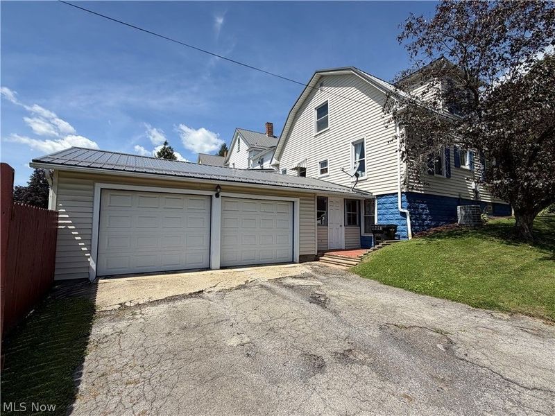 137 E North Avenue , East Palestine, OH 44413 Photo 5